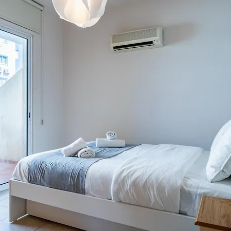 Calina - 3br W Pool & Balcony In Mackenzie Appartement *
