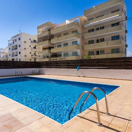 Calina - 3br W Pool & Balcony In Mackenzie Appartement Larnaca