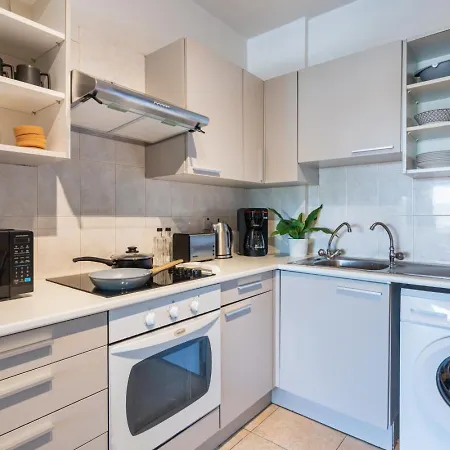 Appartement Calina - 3br W Pool & Balcony In Mackenzie Larnaca