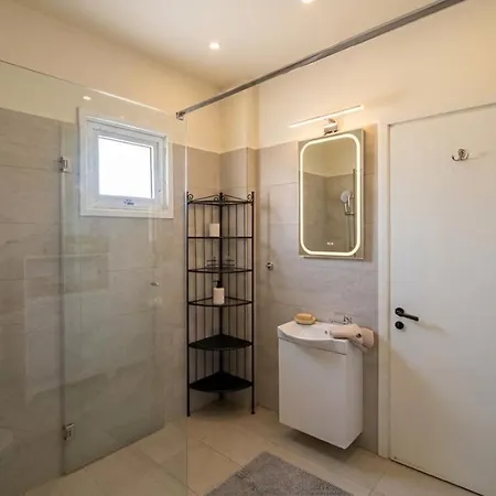 Appartement Calina - 3br W Pool & Balcony In Mackenzie
