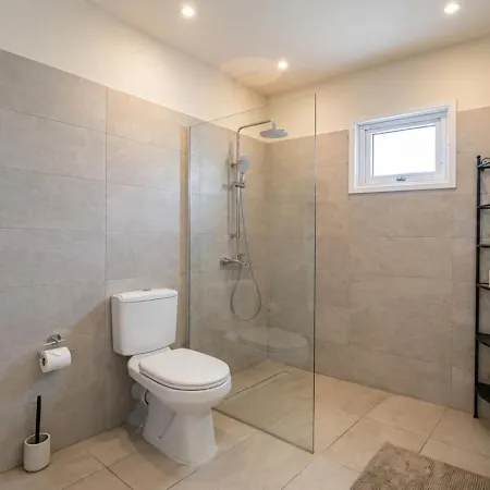 Appartement Calina - 3br W Pool & Balcony In Mackenzie Larnaca