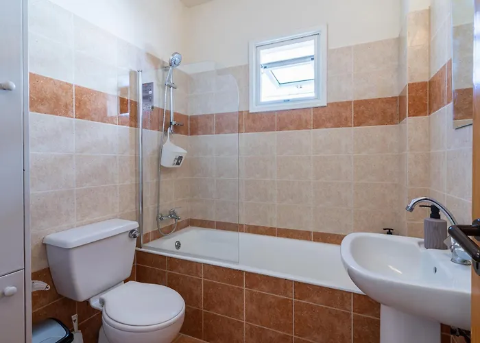 Apartmán Calina - 3br W Pool & Balcony In Mackenzie Larnaca