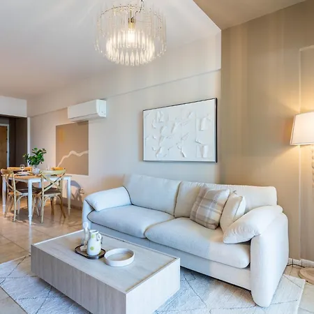 Calina - 3br W Pool & Balcony In Mackenzie Apartment Larnaka