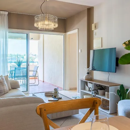 Apartment Calina - 3br W Pool & Balcony In Mackenzie *